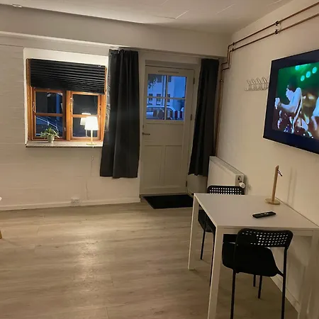 Apartamento #1 With Wifi, Close To Center, And Forrest